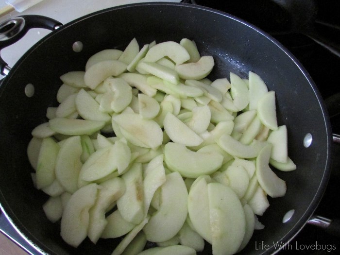 Custard Style Apple Tart