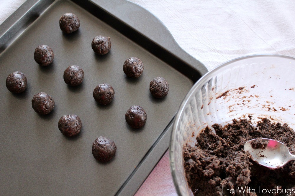 Game Day OREO Cookie Balls 