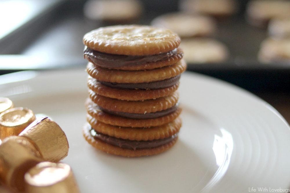 Rolo Stuffed Cracker Sandwich Cookies 