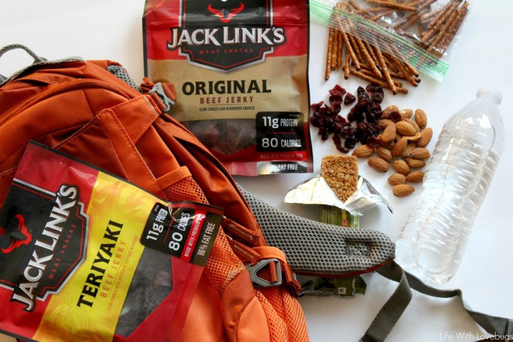 5 Snacks to Take Hiking with Kids