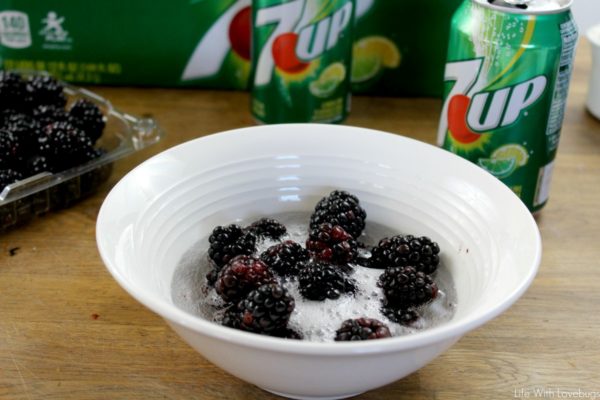 7UP Blackberry Shortcake