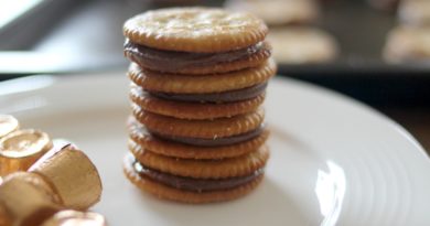 Rolo Stuffed Cracker Sandwich Cookies