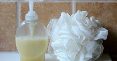 How to Make All-Natural Moisturizing Body Wash