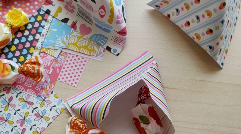 How to Make Triangle Candy Pockets